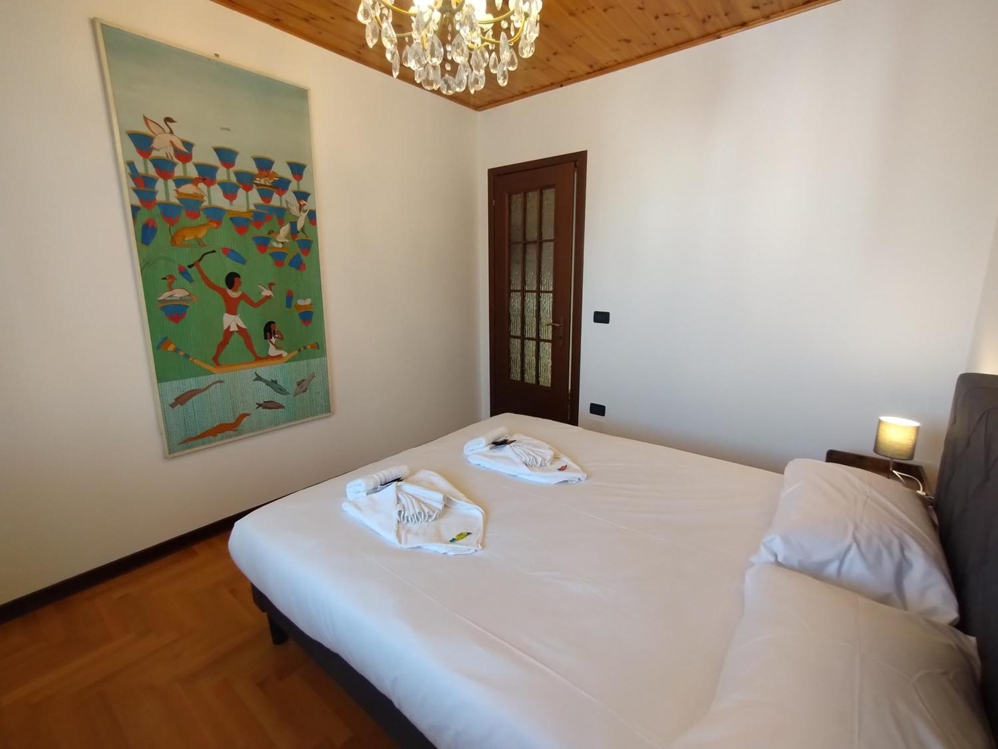 Veneta Hostel มูเจีย ภายนอก รูปภาพ